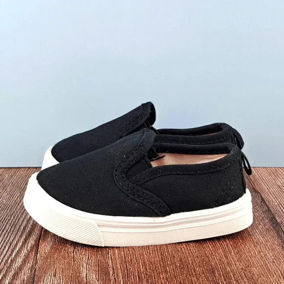 wonder nation Other - Infant Sneakers, Black and White, sz 4